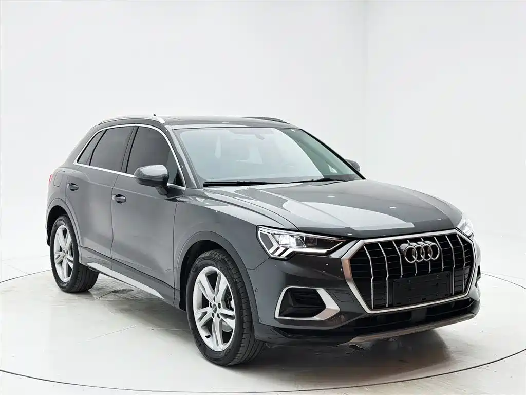 Audi Q3 2022 35 TFSI Fashionable and Elegant купить на сайте DeffCars