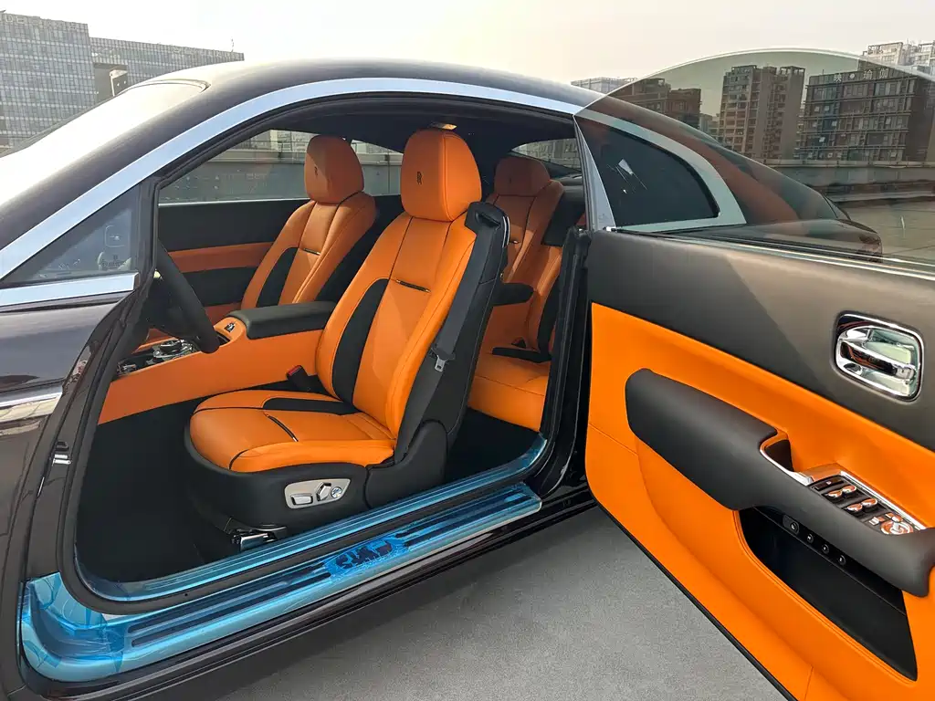 Phantom 2018 6.6T standard model купить на сайте DeffCars