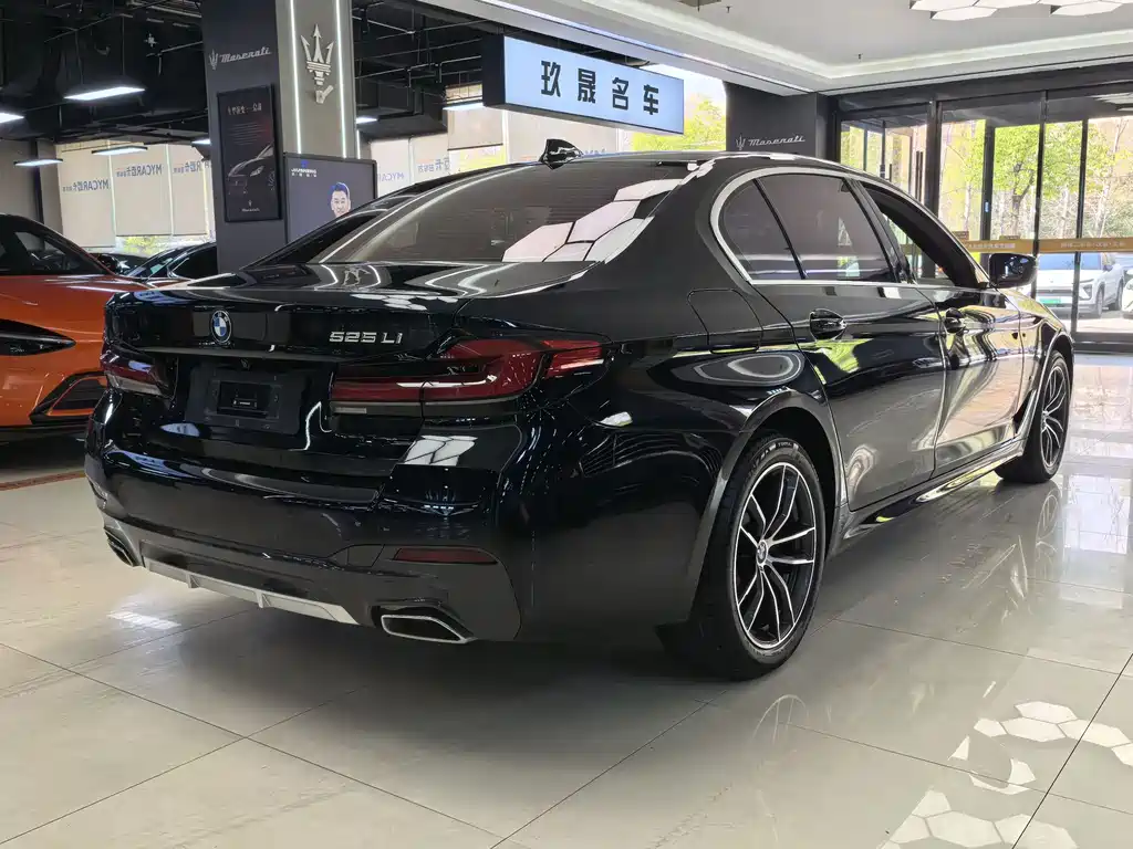 BMW 5 Series 2022 facelift 2 525Li M sports package купить на сайте DeffCars