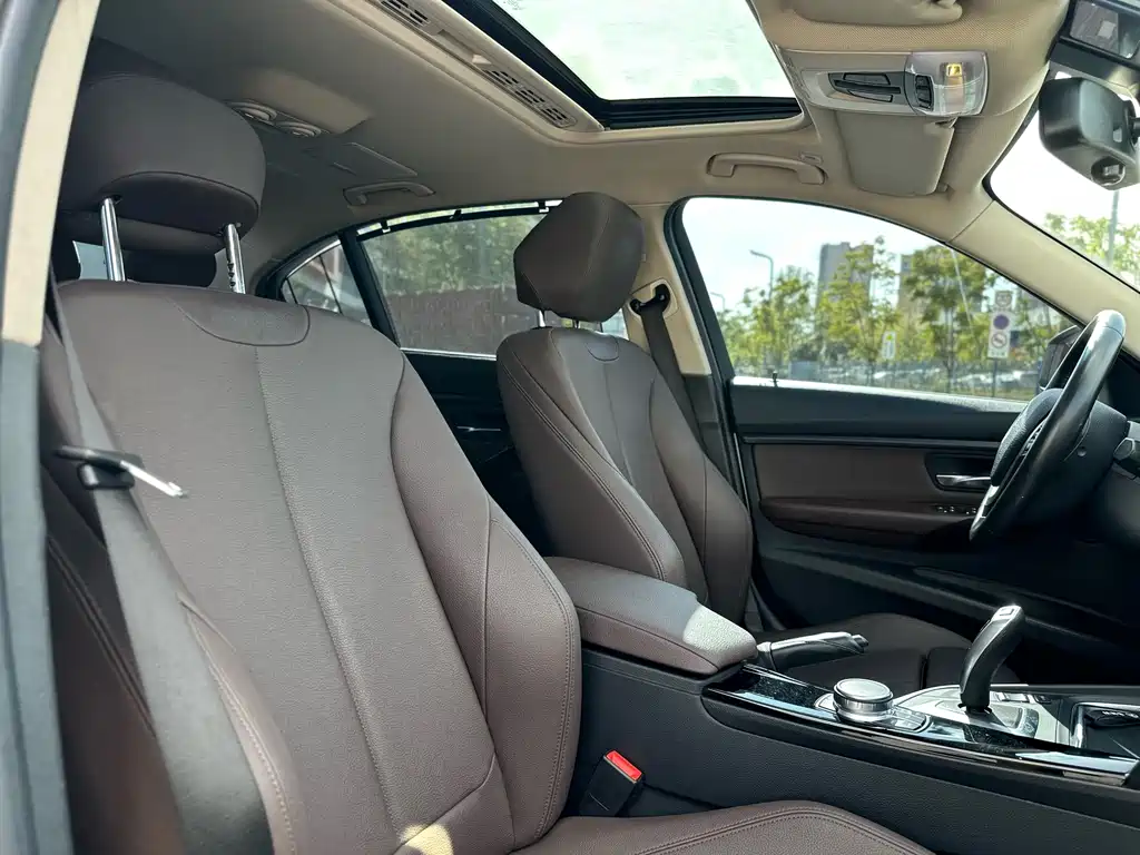 BMW 3 Series 2019 320Li Fashion Model купить на сайте DeffCars