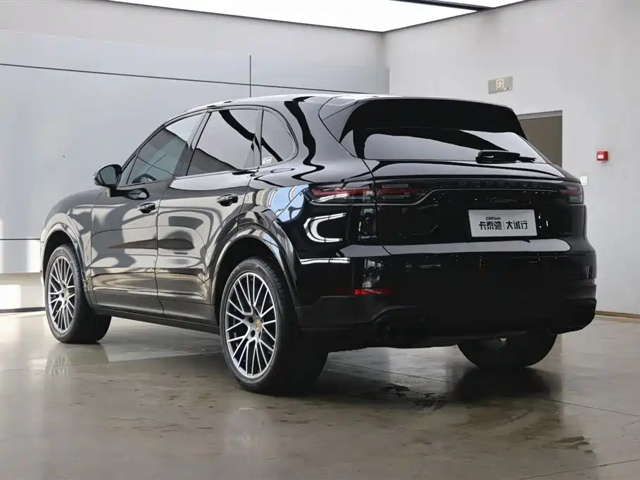 Cayenne 2023 Cayenne 3.0T Platinum Edition купить на сайте DeffCars