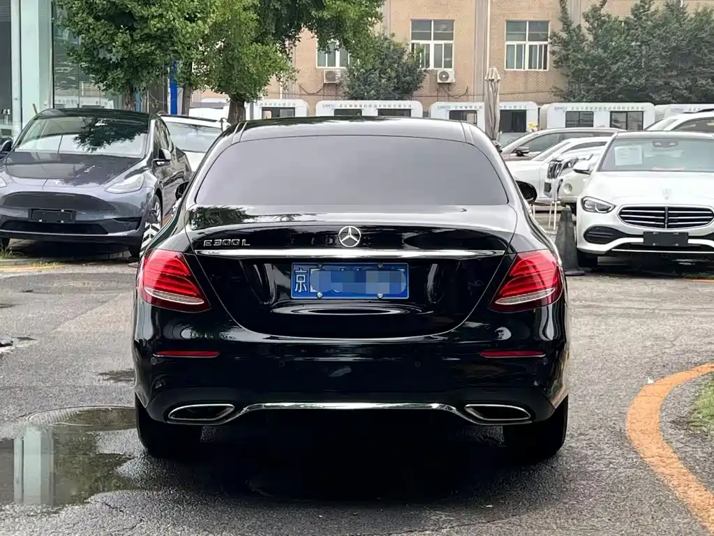 Mercedes-Benz E-Class 2018 facelift E 200 L sporty купить на сайте DeffCars