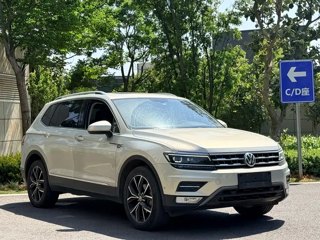 Tiguan L 2019 380TSI automatic four-wheel drive smart luxury version National V купить на сайте DeffCars