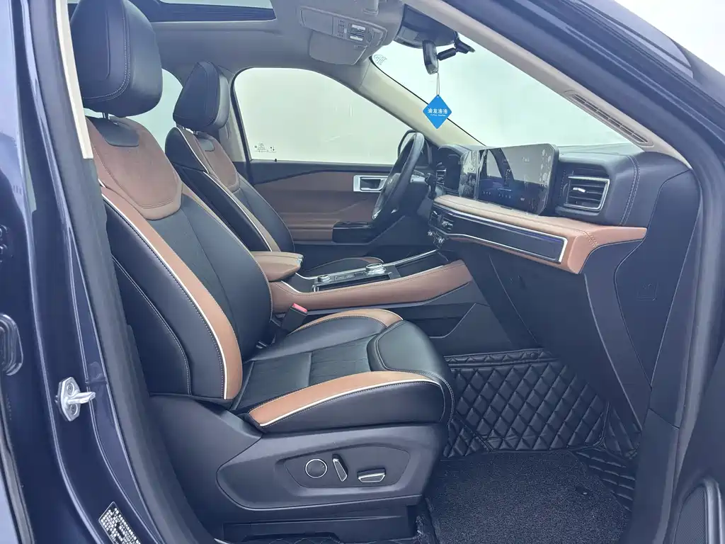 Explorer 2023 EcoBoost 285 four-wheel drive titanium version 7 seats купить на сайте DeffCars