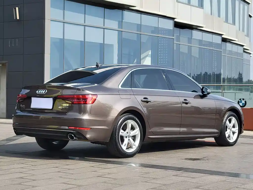 Audi A4L 2017 Plus 40 TFSI Fashion купить на сайте DeffCars