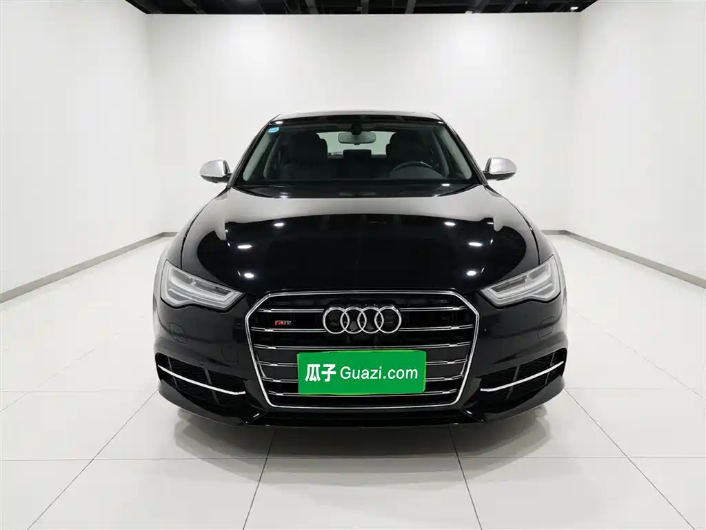 Audi A6L 2018 30th Anniversary Model 35 TFSI Fashion Model купить на сайте DeffCars