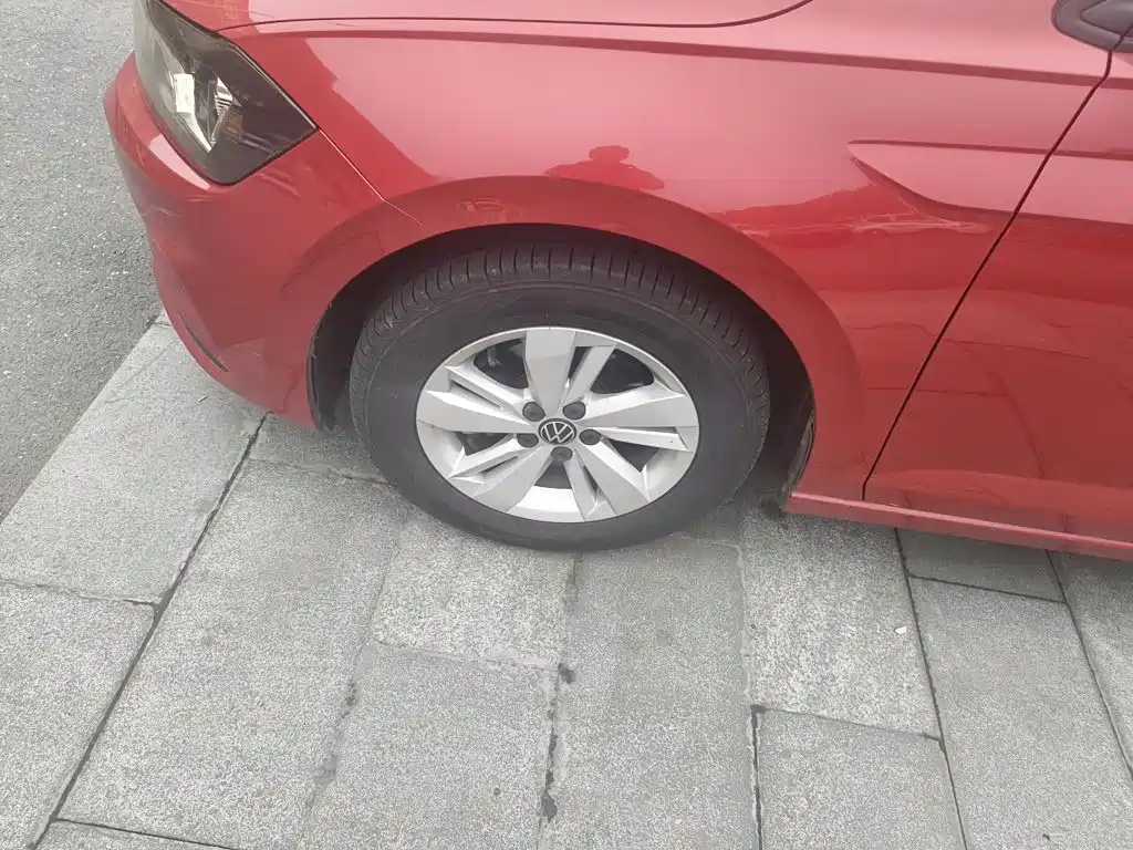 Polo 2021 Plus 1.5L Automatic Panoramic Enjoyment Edition купить на сайте DeffCars