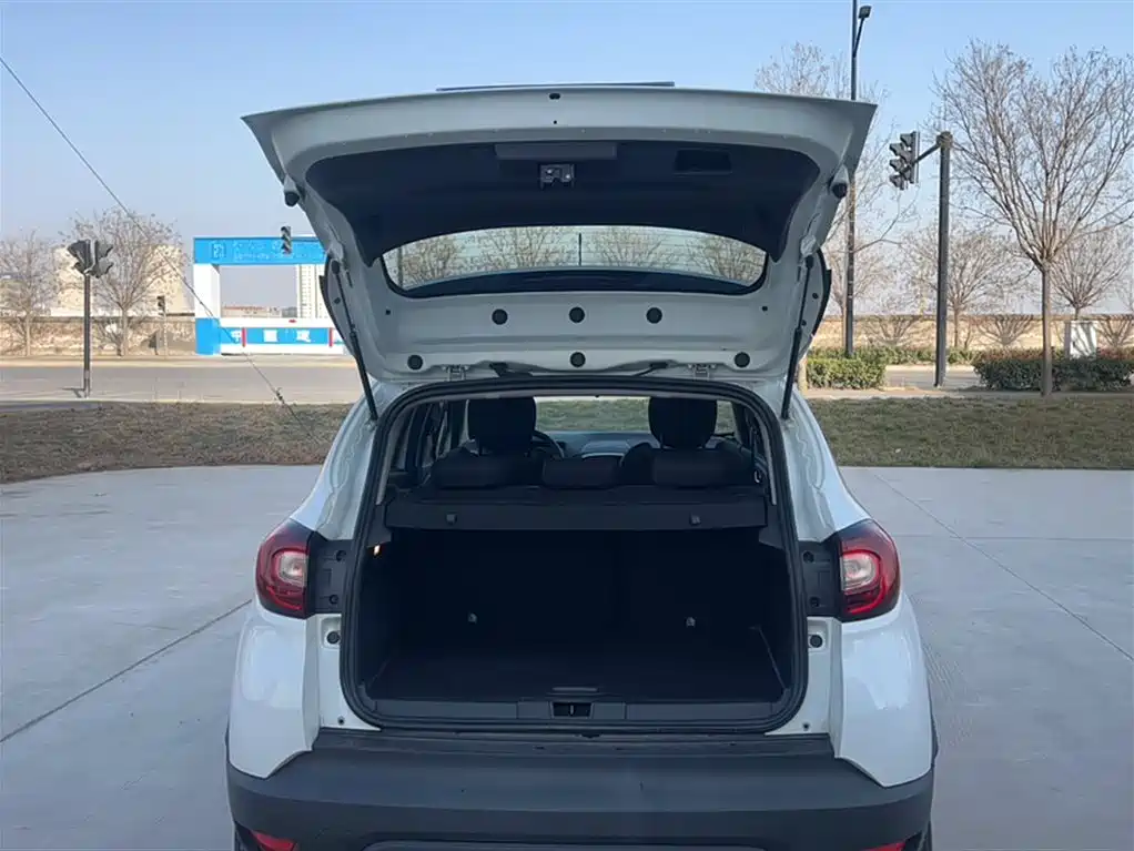 Cardboard 2018 TCe190 Urban Style Edition купить на сайте DeffCars