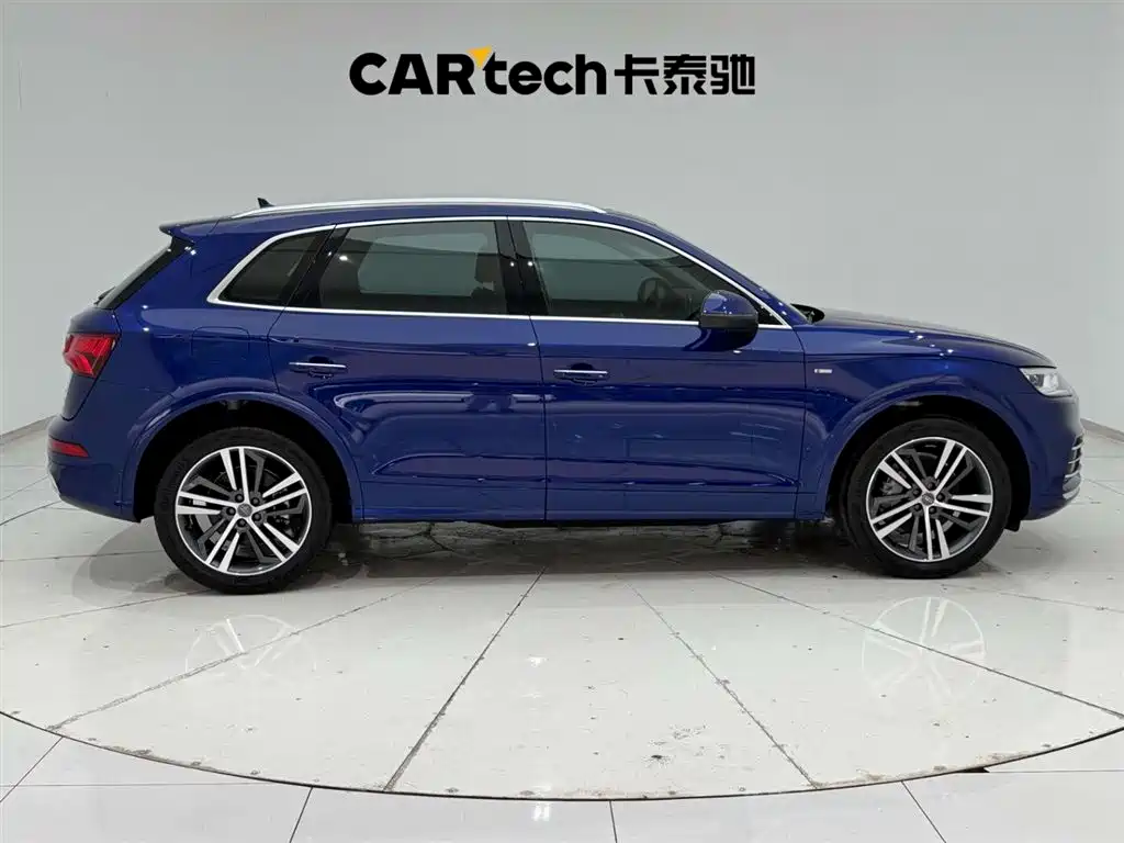 Audi Q5L 2020 facelift 40 TFSI enjoys fashionable style купить на сайте DeffCars