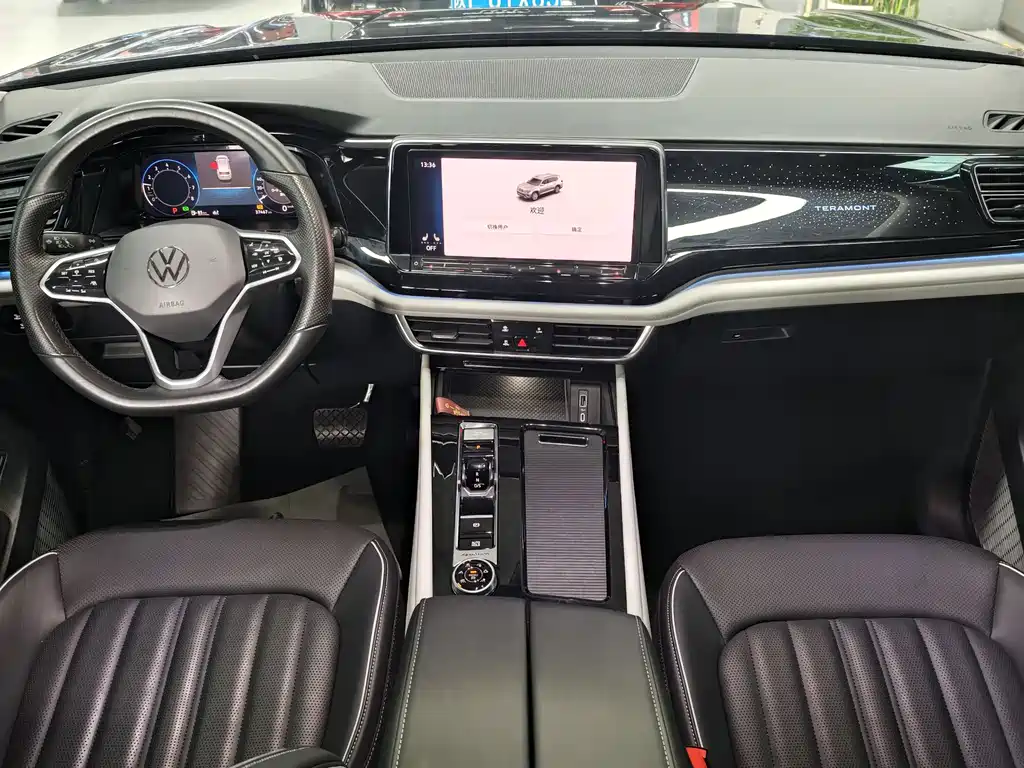Touron 2023 380TSI four-wheel drive luxury version купить на сайте DeffCars
