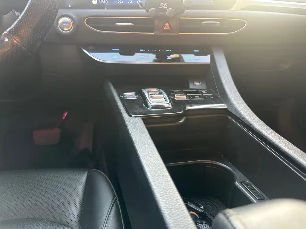 Sonata 2022 380TGDi automatic 20th anniversary commemorative model купить на сайте DeffCars
