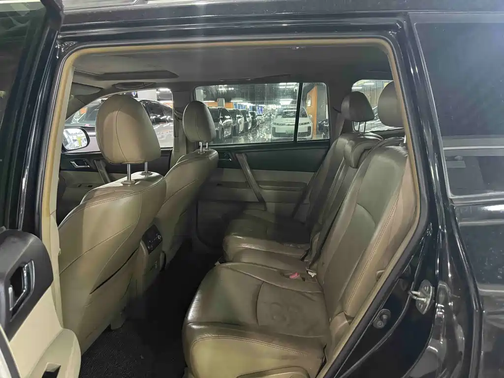 Highlander 2009 2.7L 2WD 7-seat luxury version купить на сайте DeffCars