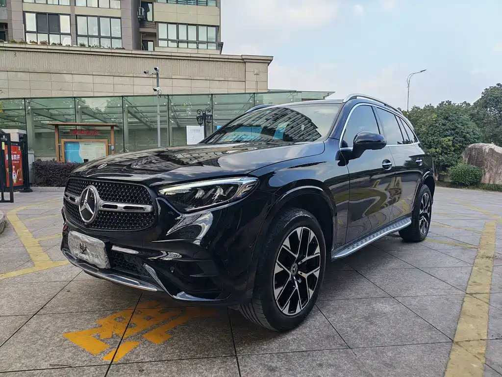 Mercedes-Benz GLC 2023 facelift GLC 260 L 4MATIC luxury model 7 seats купить на сайте DeffCars