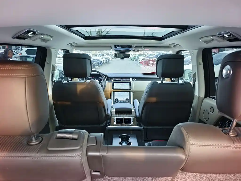 Range Rover 2019 3.0 SCV6 Legend Edition купить на сайте DeffCars