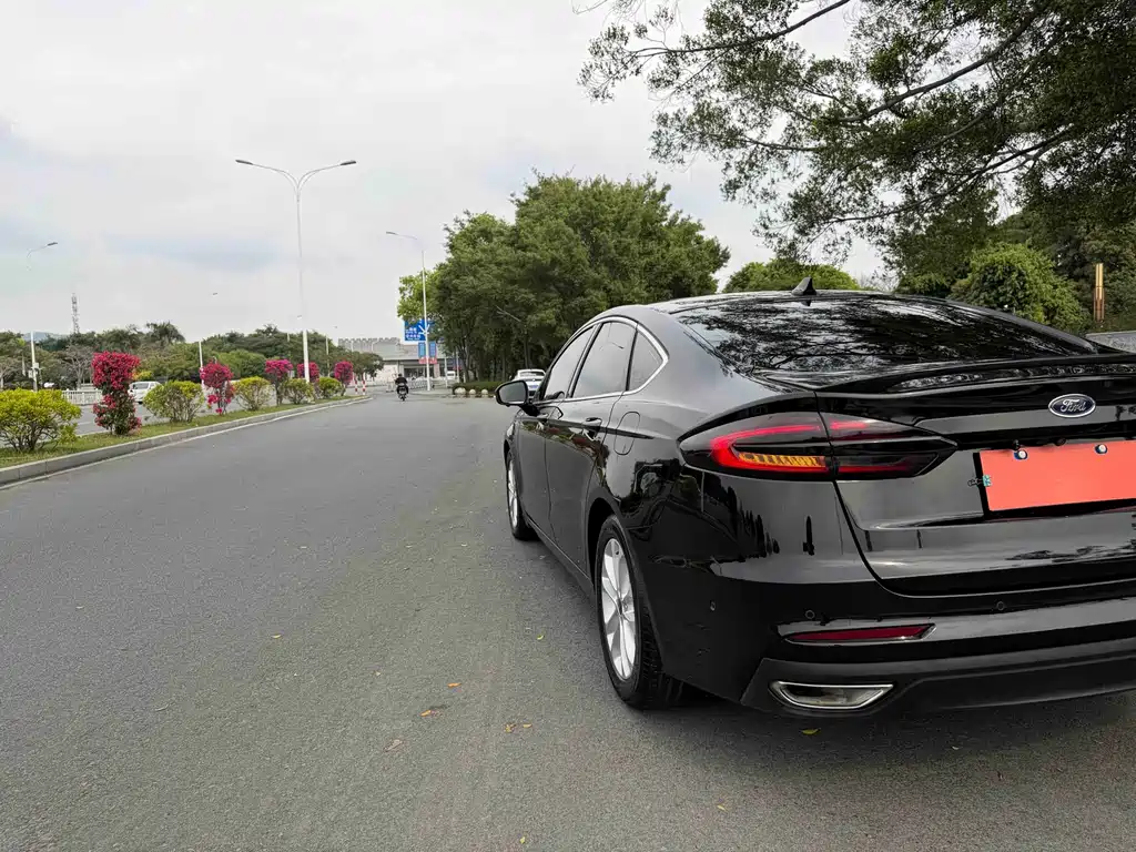 Mondeo 2020 EcoBoost 180 Fashion Model купить на сайте DeffCars