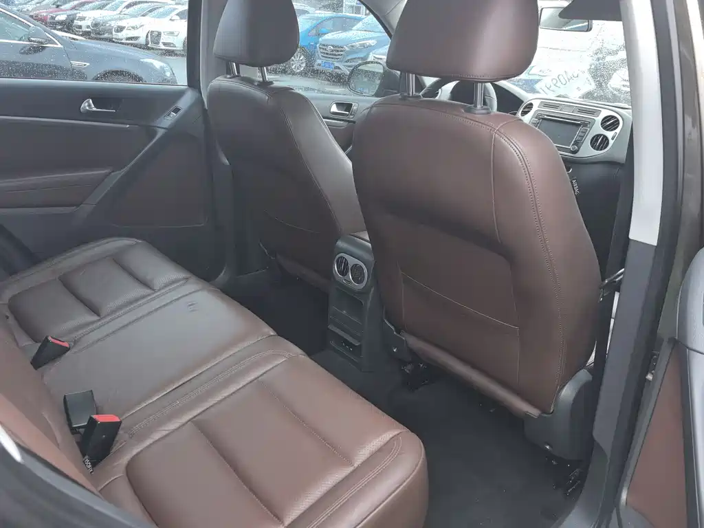 Tiguan 2013 1.8TSI automatic two-wheel drive luxury model купить на сайте DeffCars