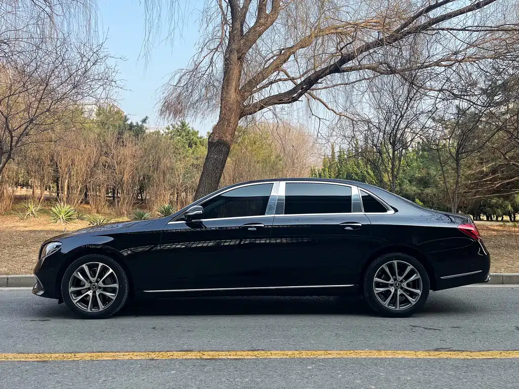 Mercedes-Benz E-Class 2019 E 300 L Fashion купить на сайте DeffCars