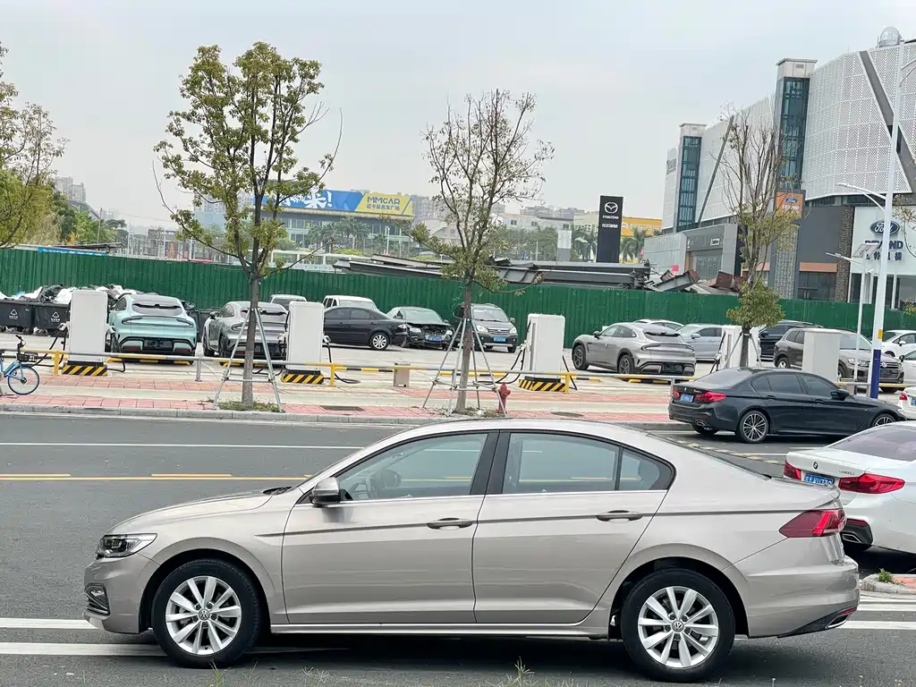 Bora 2020 1.5L automatic elite model купить на сайте DeffCars