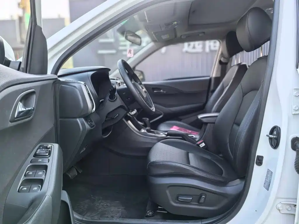 Beijing Hyundai ix35 2020 2.0L automatic two-wheel drive Zhiyong·Enjoy Edition купить на сайте DeffCars