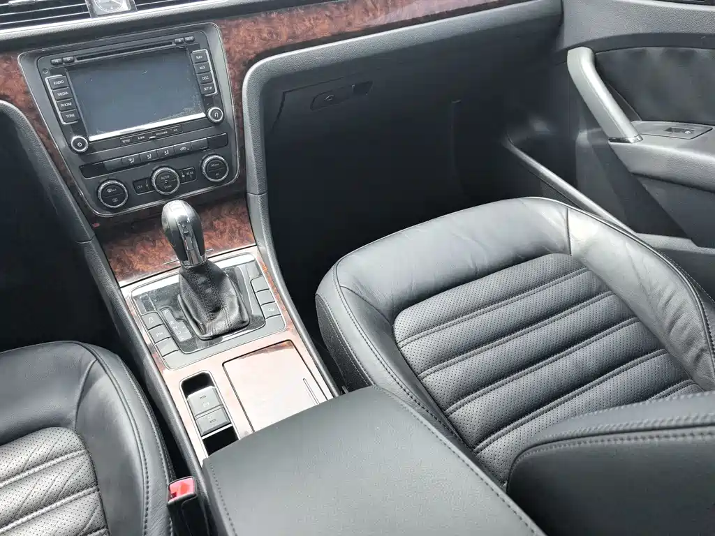 Passat 2013 1.8TSI DSG Premium Edition купить на сайте DeffCars