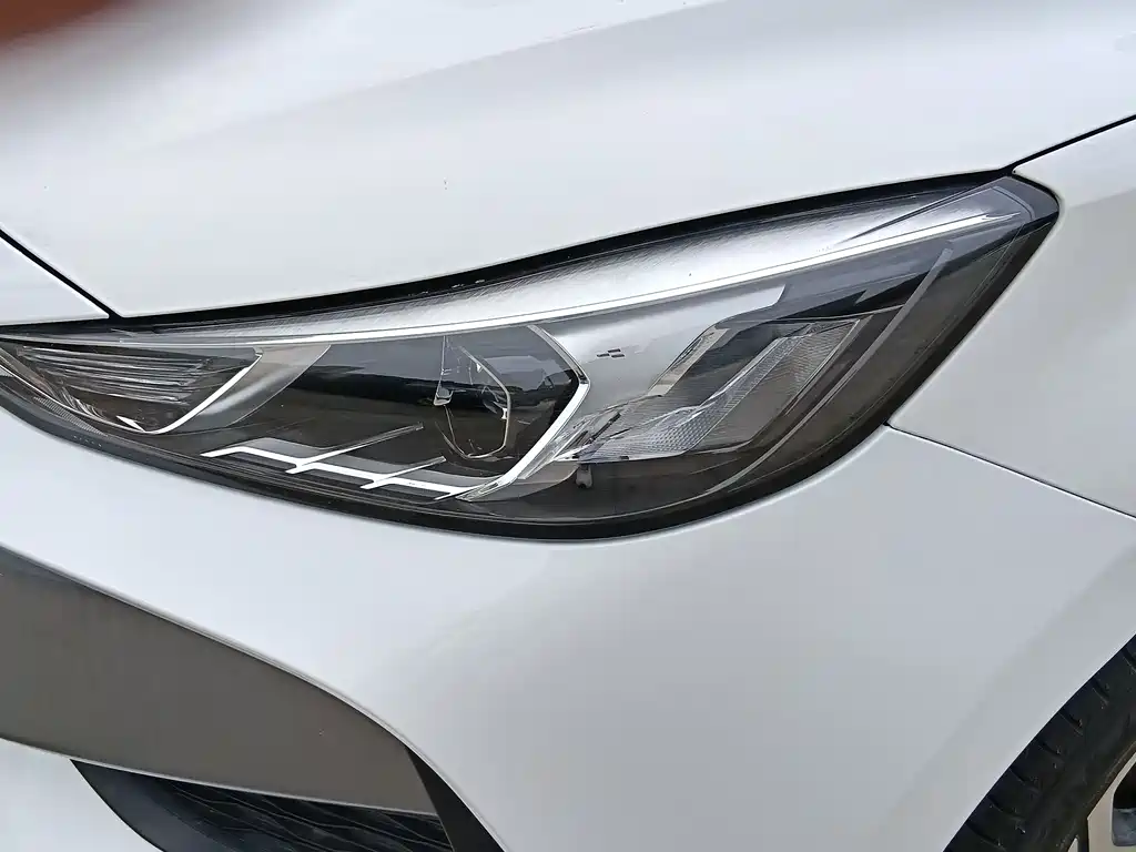 MG5 2022 180DVVT CVT Youth Flagship Edition купить на сайте DeffCars