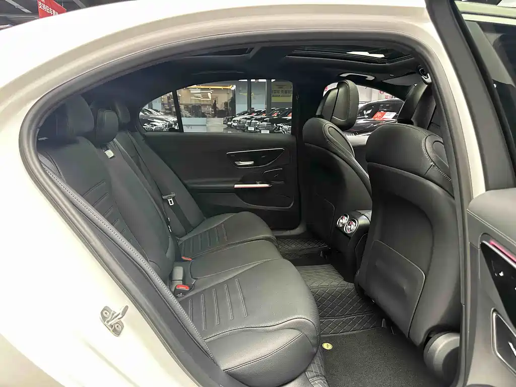 Mercedes-Benz C-Class 2024 C 260 L Sports Edition купить на сайте DeffCars