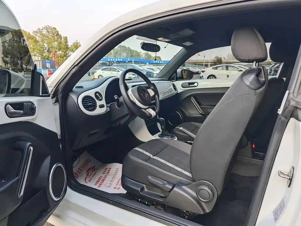 Beetle 2017 180TSI Yile Edition купить на сайте DeffCars