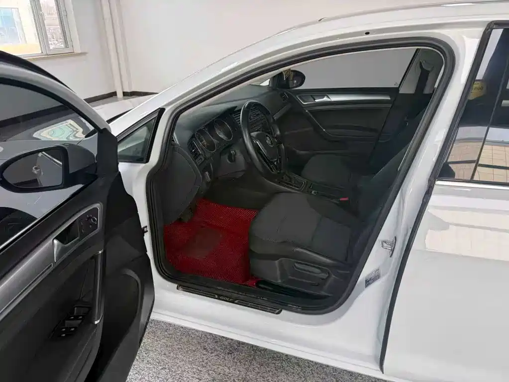 Golf 2018 230TSI automatic comfort type купить на сайте DeffCars