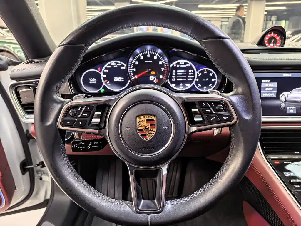 Panamera 2019 Panamera 4 Executive Extended Edition 2.9T купить на сайте DeffCars