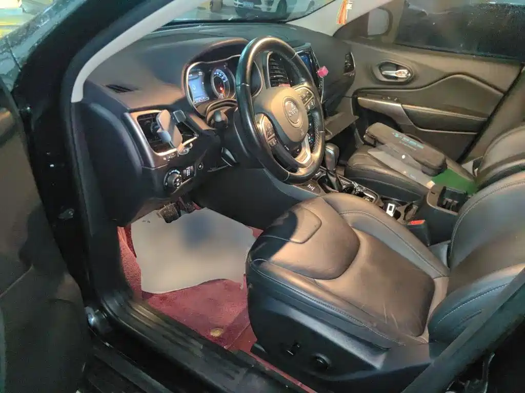 Liberty Light 2019 2.0T Four-wheel drive Discovery Edition National V купить на сайте DeffCars