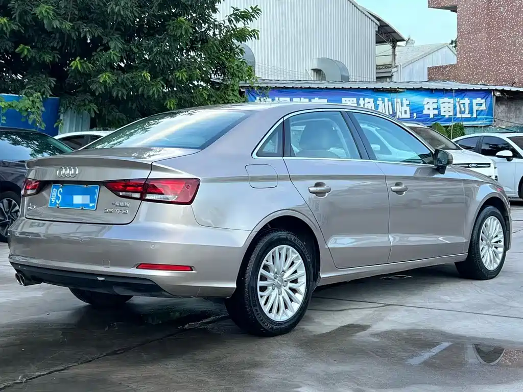 Audi A3 2016 Limousine 35 TFSI Enterprising купить на сайте DeffCars