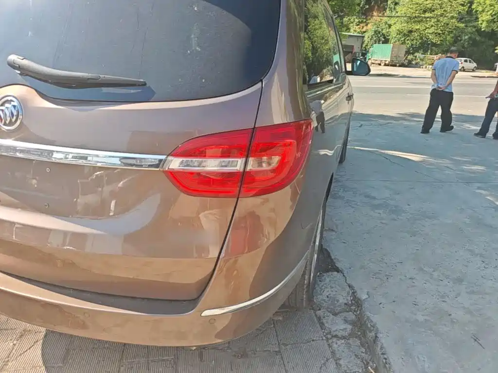 Buick GL8 2018 28T Comfort Type National VI купить на сайте DeffCars