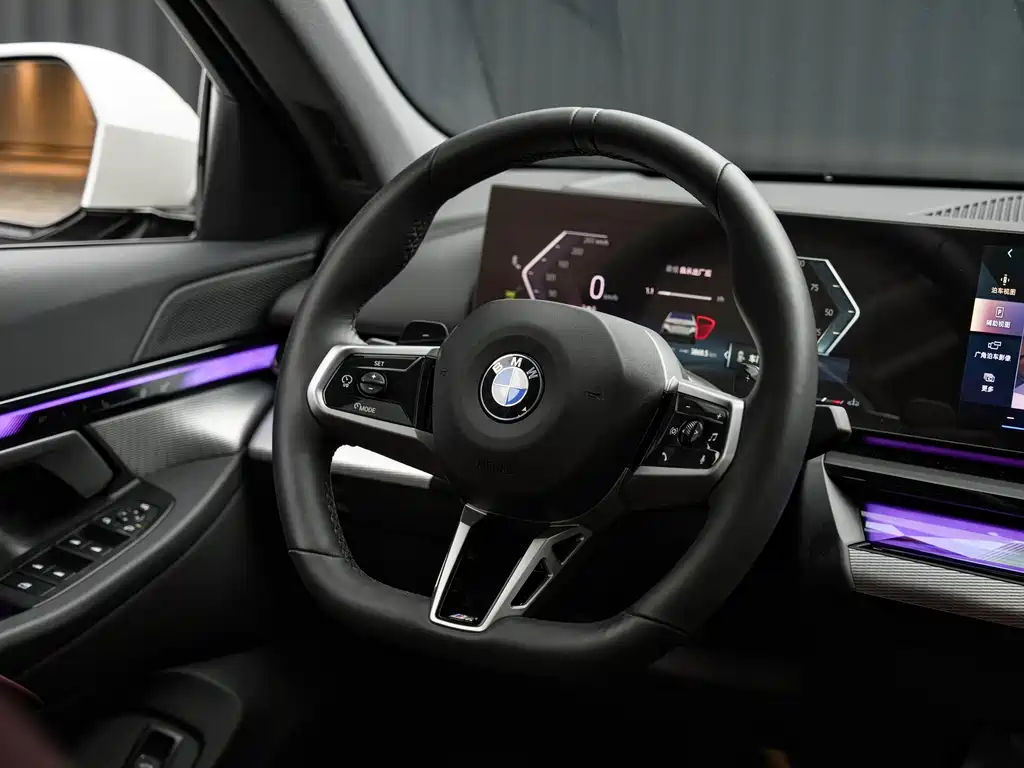BMW 5 Series Imported 2024 525i M Sports Package купить на сайте DeffCars