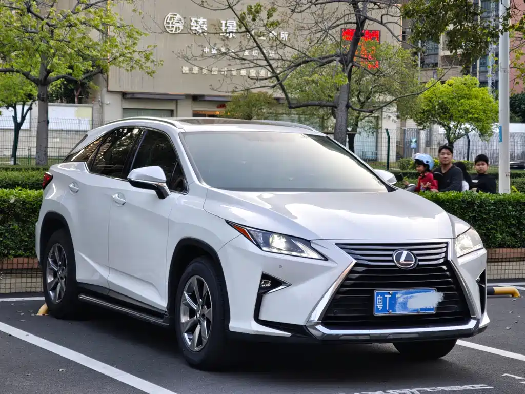 Lexus RX 2016 300 2WD Elite Edition National V купить на сайте DeffCars