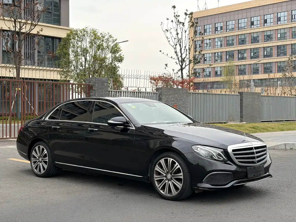 Mercedes-Benz E-Class 2017 E 300 L Luxury Model купить на сайте DeffCars