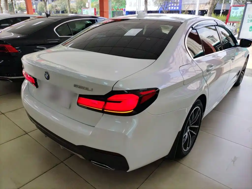 BMW 5 Series 2021 525Li M Sports Package купить на сайте DeffCars