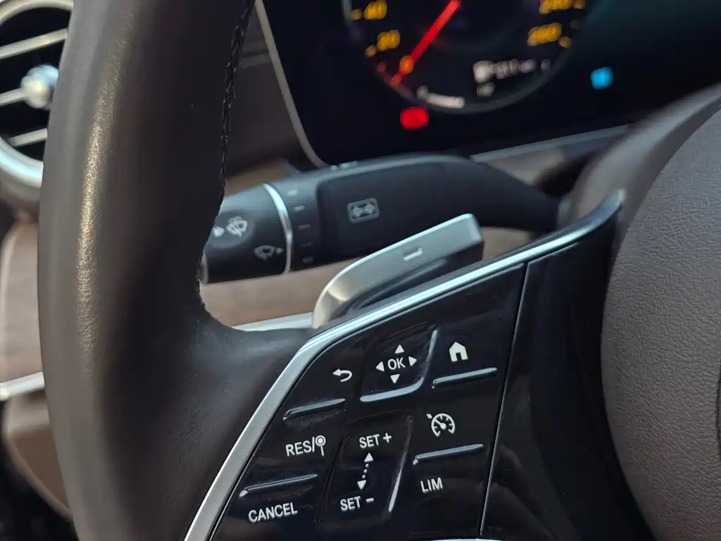Mercedes-Benz E-Class 2023 E 300 L Luxury Model купить на сайте DeffCars