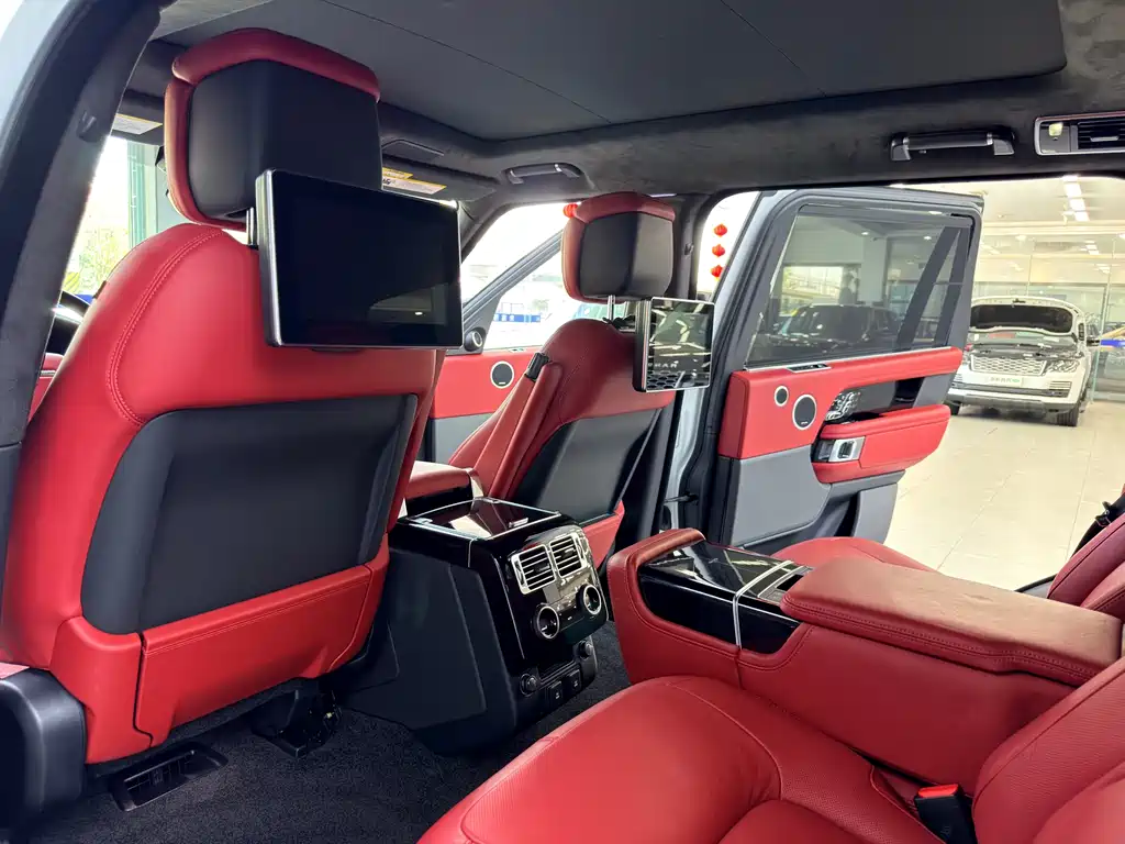 Range Rover 2022 3.0 L6 400PS Honor Creation Extended Edition купить на сайте DeffCars