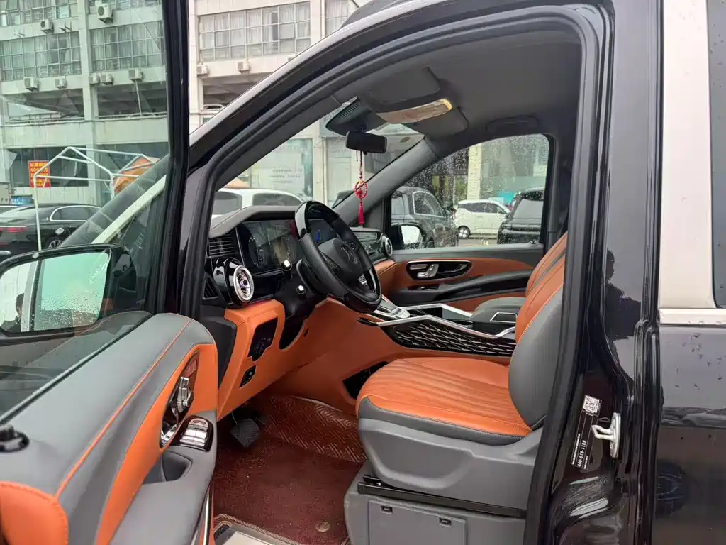 Vito 2023 2.0T Elite Edition 7 seats купить на сайте DeffCars