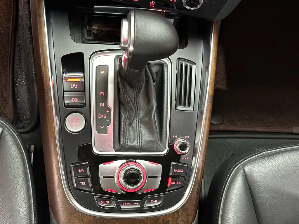 Audi Q5 2017 40 TFSI comfort type купить на сайте DeffCars