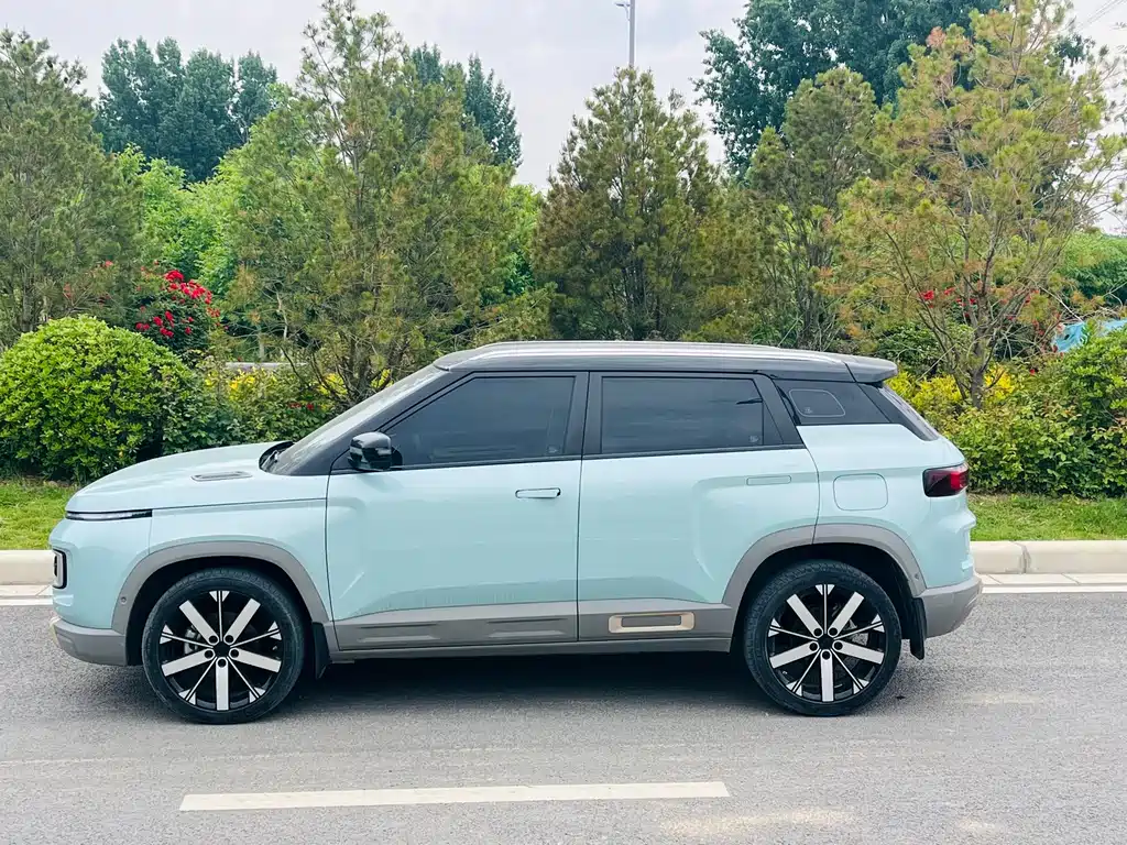 Geely ICON 2023 1.5TD Chocolate Premium Edition купить на сайте DeffCars