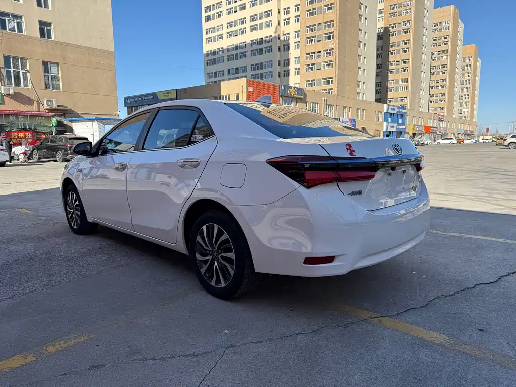 Corolla Dual Engine E+ 2019 1.8L E-CVT Leading Edition купить на сайте DeffCars