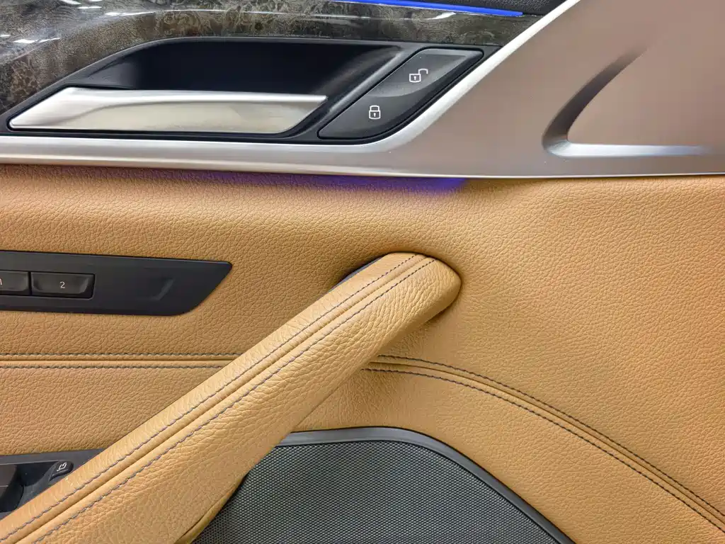 BMW 5 Series 2018 530Li Exclusive M Sports Package купить на сайте DeffCars