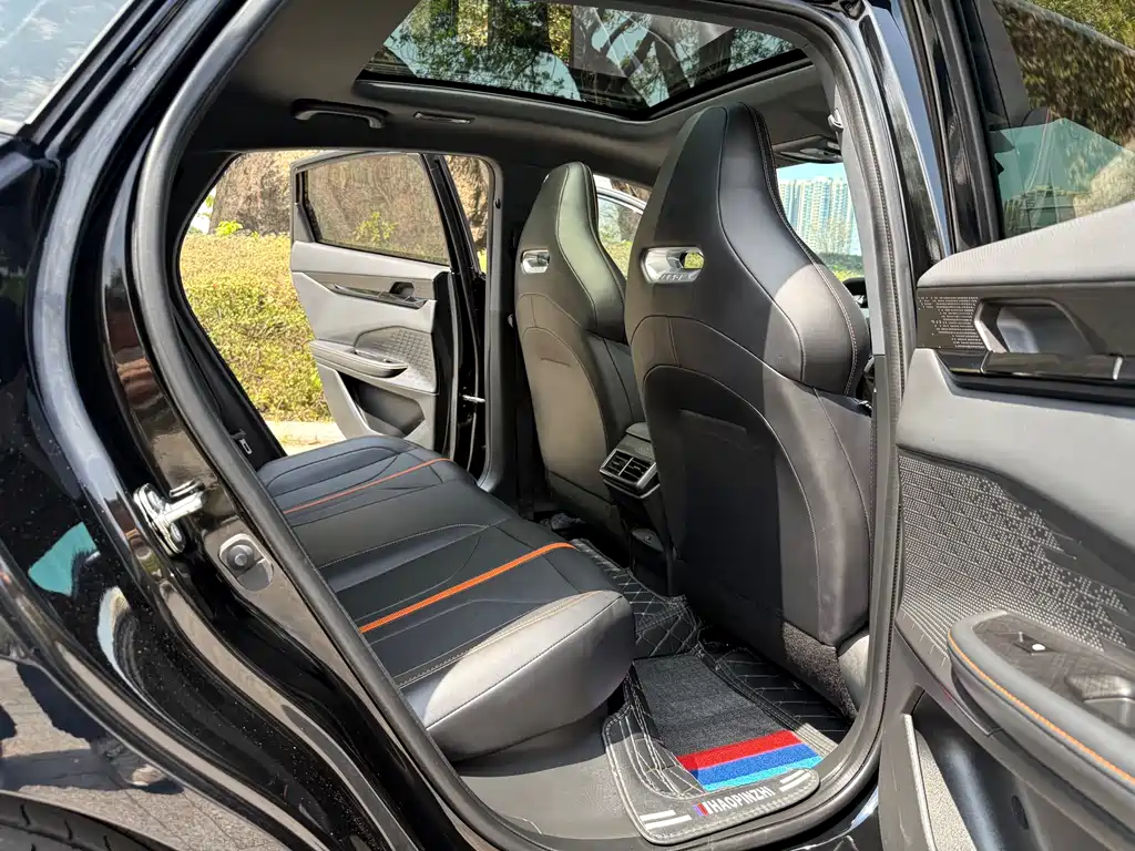 Changan UNI-V 2024 1.5T premium model купить на сайте DeffCars