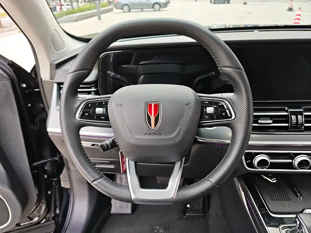 Hongqi HS5 2023 2.0T Qixiang Pro 500,000 Commemorative Edition купить на сайте DeffCars