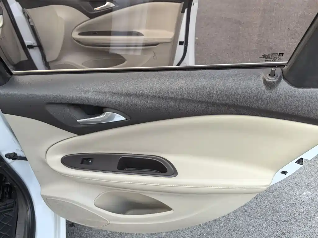 Weilan 2015 Sedan 15S Automatic Leading Type купить на сайте DeffCars