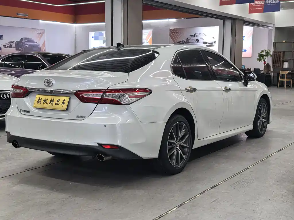 Camry 2021 2.5G Deluxe Edition купить на сайте DeffCars