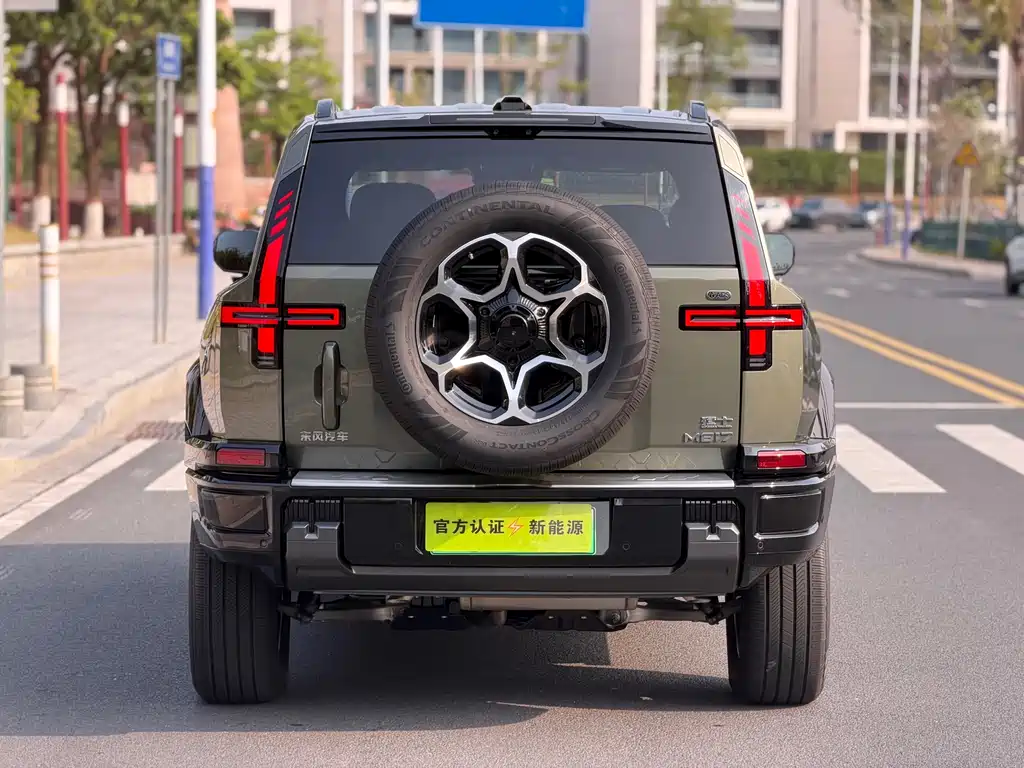 Warrior M817 2025 Pro купить на сайте DeffCars