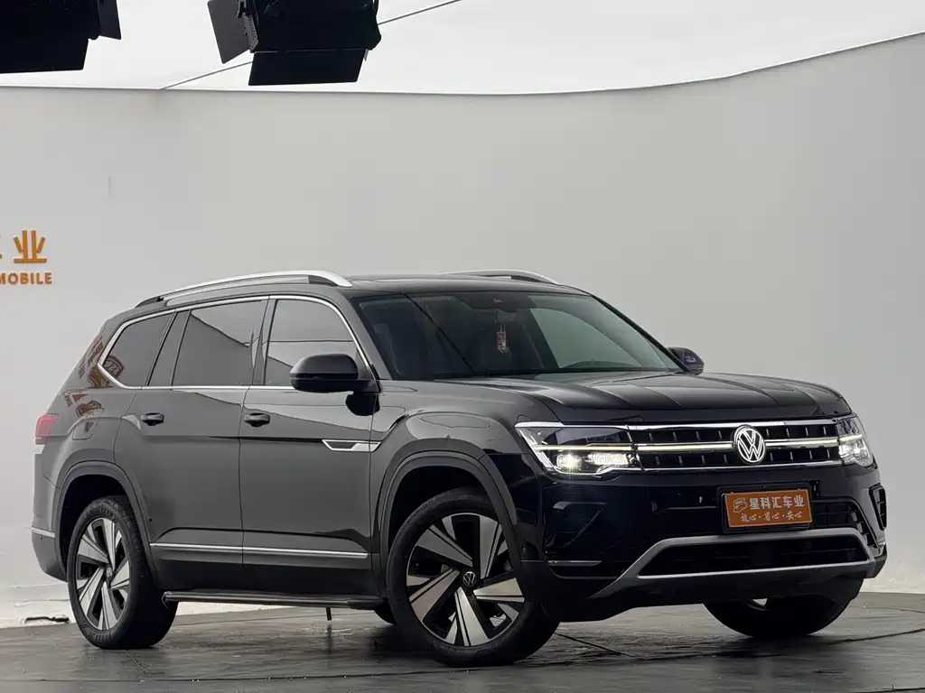 Touron 2022 330TSI two-wheel drive luxury version купить на сайте DeffCars