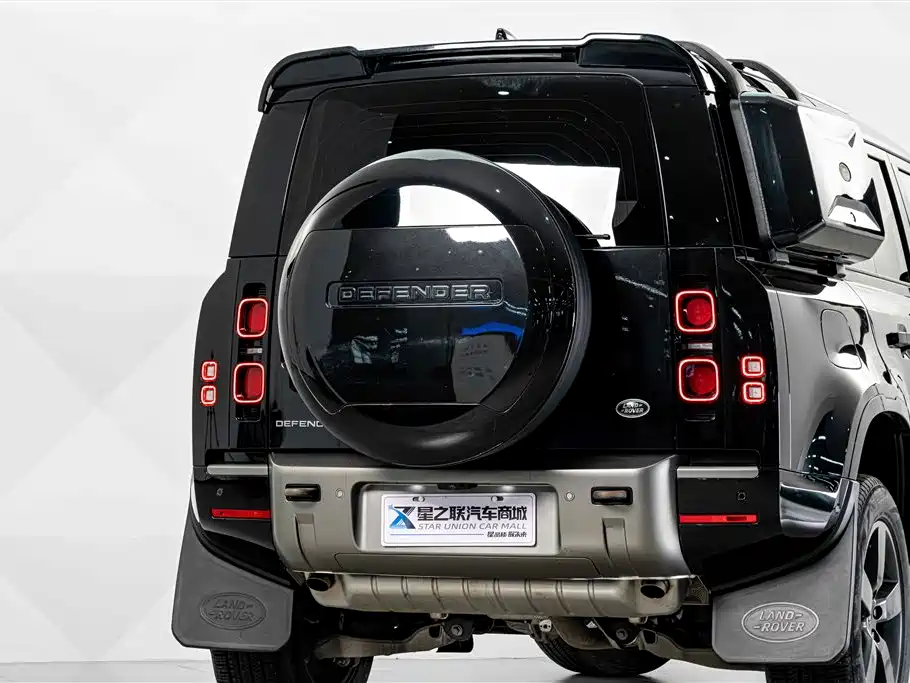 Land Rover Defender 2024 110 3.0T P400 X-DYNAMIC HSE купить на сайте DeffCars
